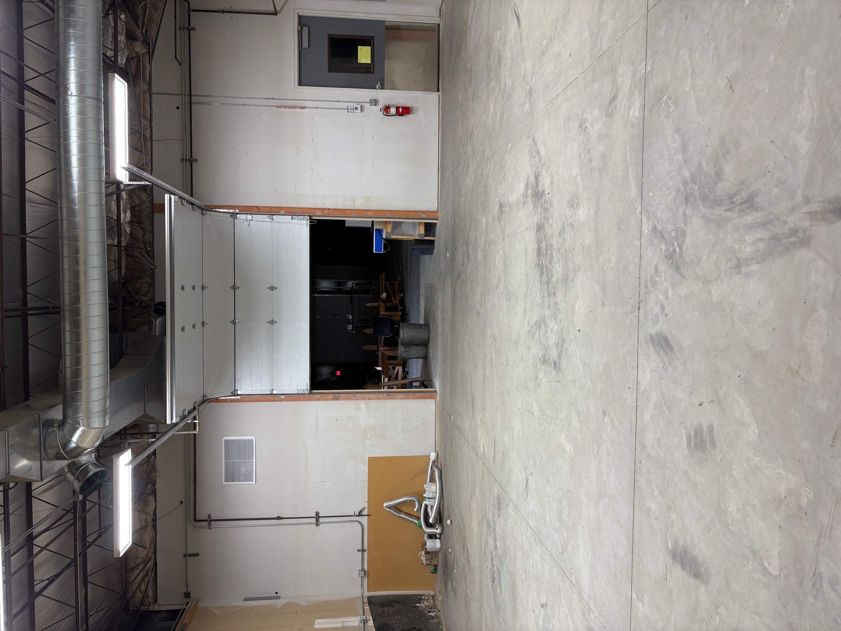 inside storage bay to main warehouse.jpg