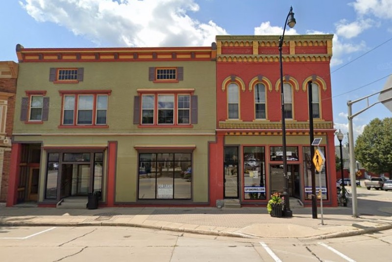 Listing ID: 20150072 | Building For Sale - 201 S Main St, Jefferson, WI ...